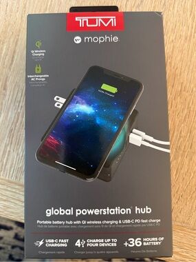 NEW Tumi Mophie Global Powerstation Hub Portable Battery Pack - Black